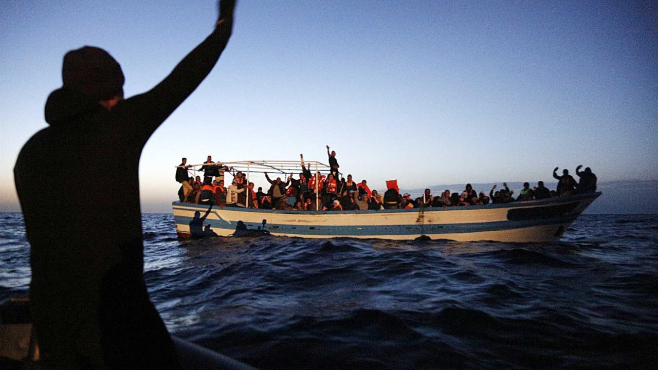Inchiesta sull’accoglienza dei migranti: il classico, penoso rito del fango e del sospetto