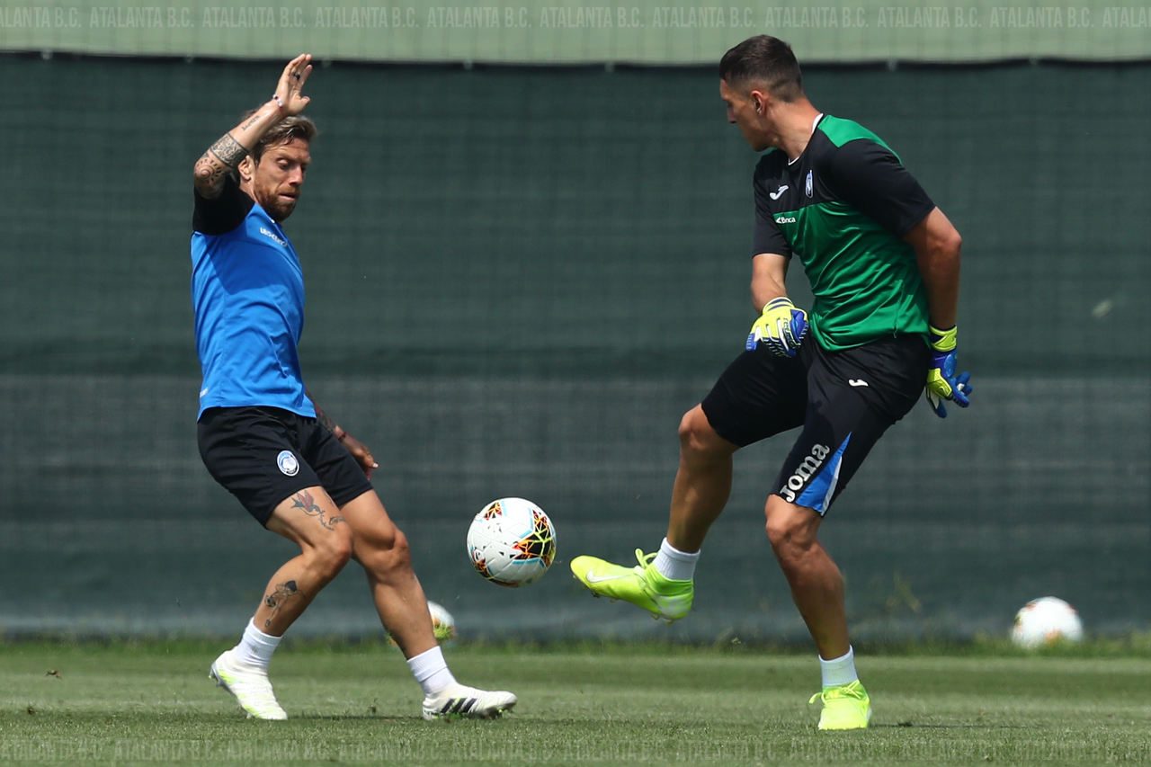 Verso il Sassuolo, buona ripresa: Palomino e Gomez in gruppo, Czyborra ancora no