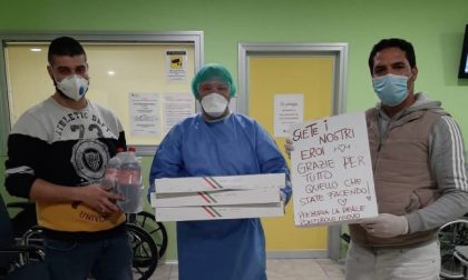 Regala pizze a ospedali e indigenti anche dopo il lockdown