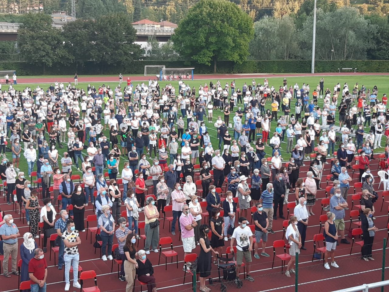 Il commovente discorso del sindaco di Nembro davanti a più di mille persone