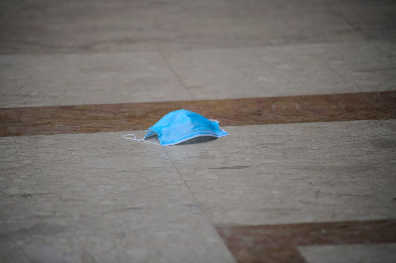 La lettera straziante di una ragazza bergamasca: «A ottobre mi sposo, ma senza papà e nonna»