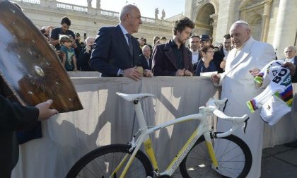 Gli sportivi aderiscono in massa all'asta promossa dal Papa per gli ospedali di Bergamo e Brescia