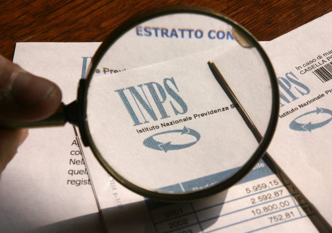 130 agricoltori truffati e 11 milioni intascati ai danni dell’Inps: arrestato un funzionario