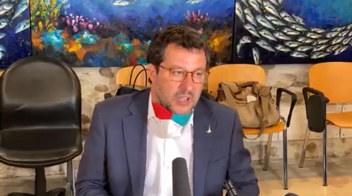 Salvini incontra gli imprenditori bergamaschi: «Lascio a Conte e ai ministri le sfilate romane»