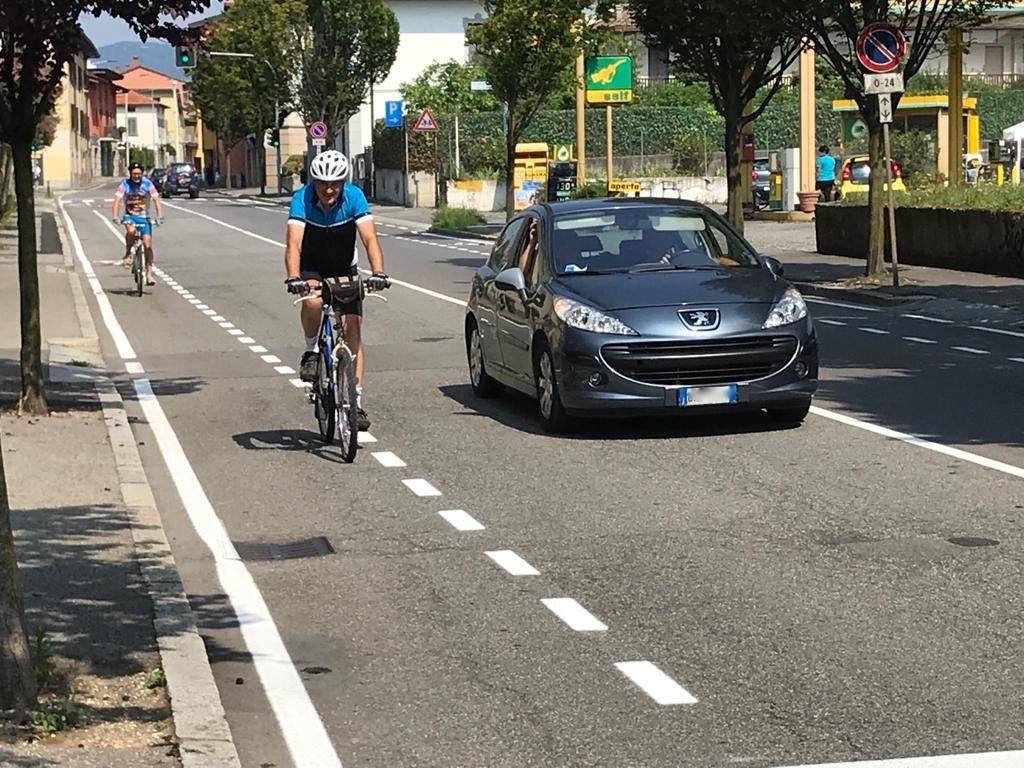 Corsie ciclabili, eccole tracciate lungo le vie Baioni e Ruggeri da Stabello