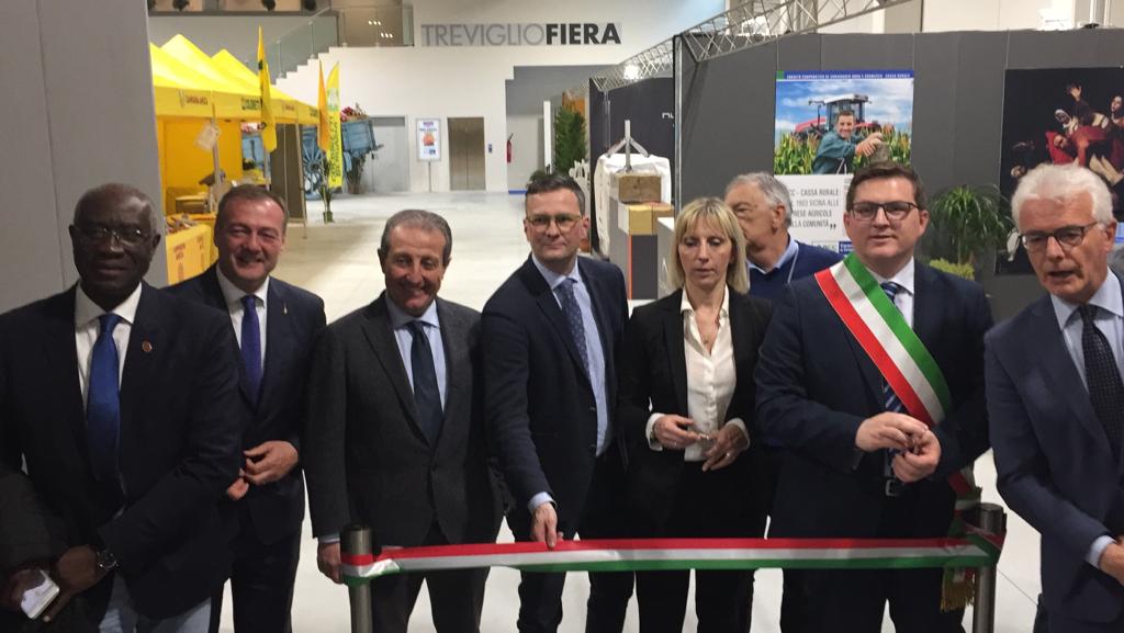 Dalla Regione 10 milioni per l’ampliamento della Fiera di Treviglio. È polemica