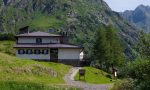 Alla scoperta delle "capanne orobiche": il Rifugio Curò e la sua conca delle meraviglie