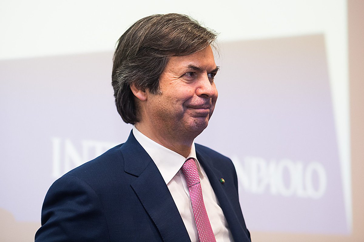 Intesa annuncia anche un premio in denaro per ogni azionista Ubi che aderisce all’Ops