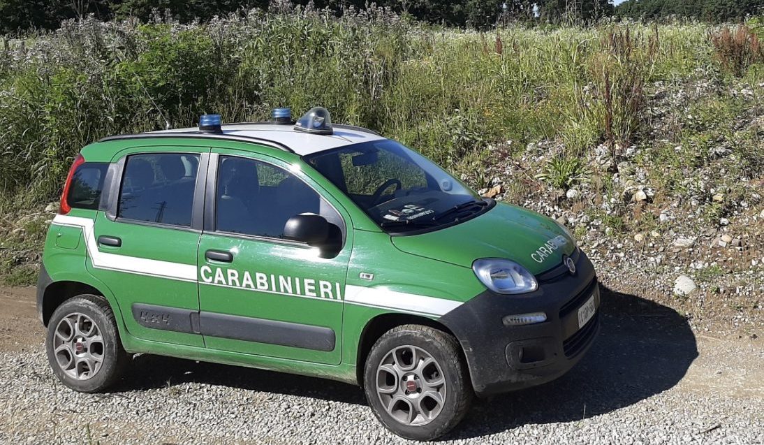 Scoperta una discarica abusiva: 32mila metri cubi di rifiuti speciali scaricati a Calusco