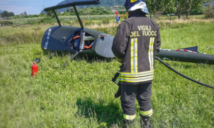 Elicottero si ribalta durante un atterraggio d’emergenza nel Lecchese