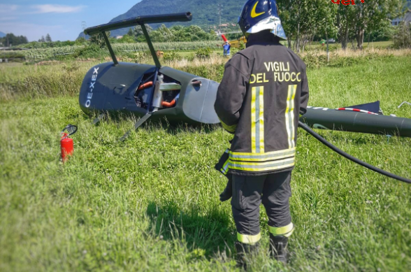 Elicottero si ribalta durante un atterraggio d’emergenza nel Lecchese
