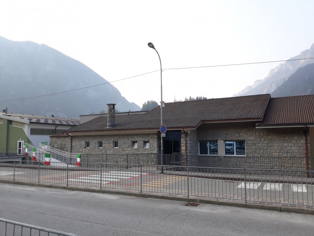 Il risiko delle scuole in Alta Val Brembana, dibattito (e scintille) tra i primi cittadini