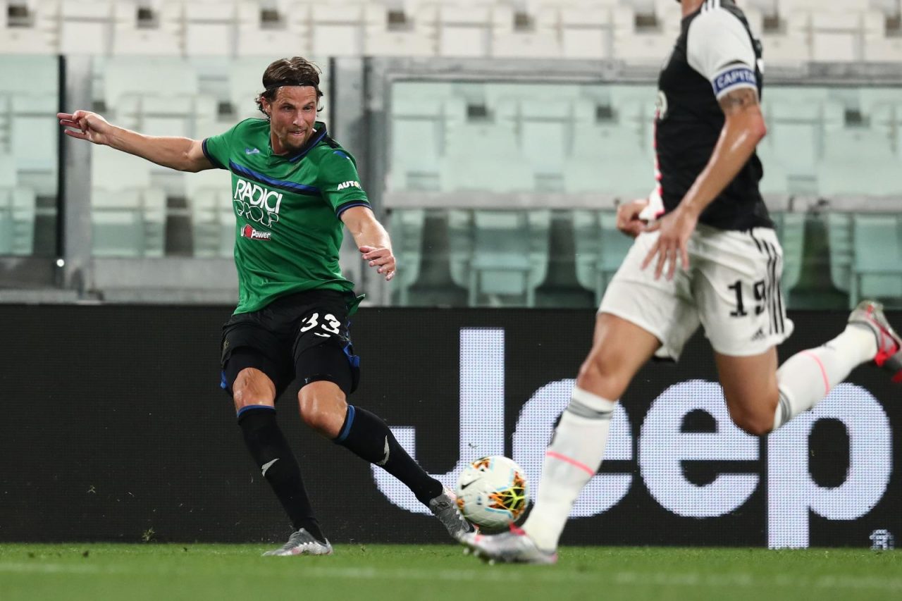 Hateboer e Castagne, storia di una prestazione incredibile contro gli esterni juventini