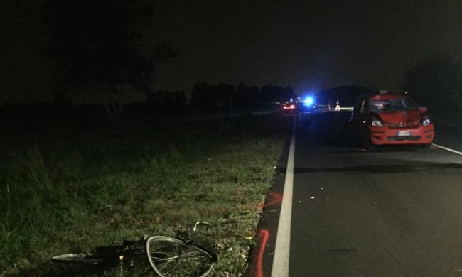 Ragazza di 17 anni investita in bici sulla strada provinciale Francesca. È grave