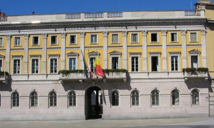 Scintille in Consiglio comunale sulla sanità lombarda: il Pd attacca, la Lega difende Regione