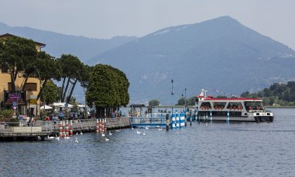 Niente traghetti a Sarnico? Il Comune fa da sé e noleggia imbarcazioni private per i turisti