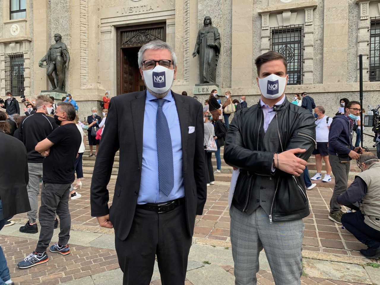 “Noi denunceremo” annuncia querele per chi «strumentalizza in malafede» il loro operato