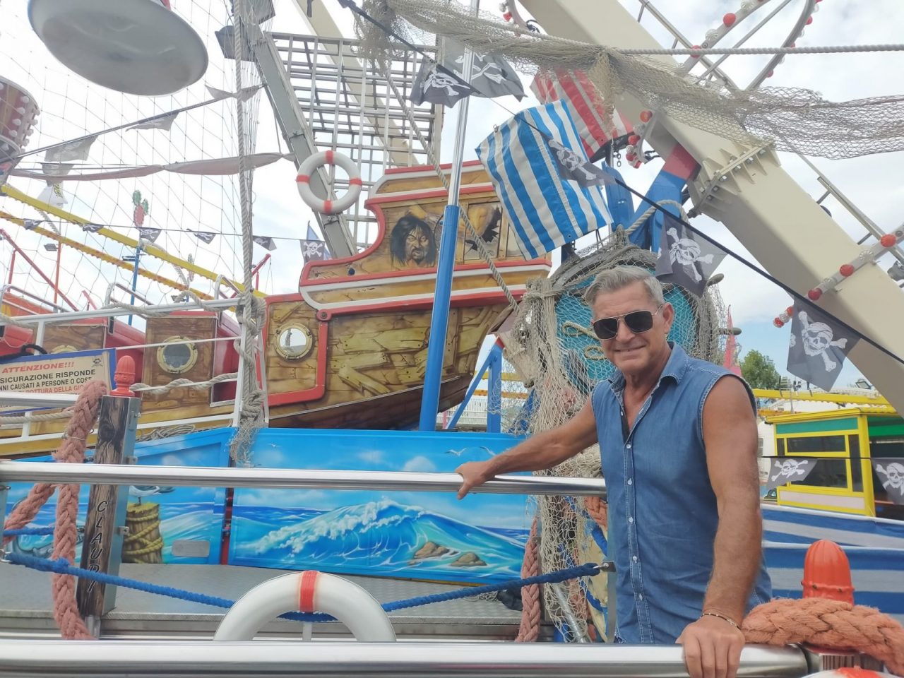 Autoscontri in mascherina: è tornato il tradizionale Luna Park (ma sarà davvero lo stesso?)