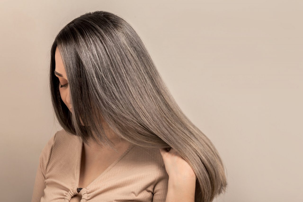 I capelli grassi: tanti buoni consigli per prendersene cura con delicatezza