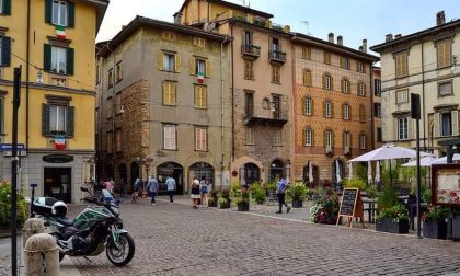 Il reportage della rivista francese che esalta la bellezza di Bergamo e di Città Alta (dopo il Covid)