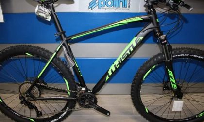 Pubblica il video del furto della bici, a Gandino scatta la caccia al ladro (ma pure la polemica)