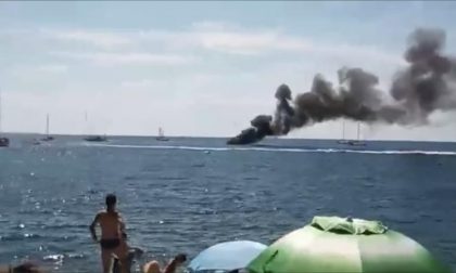 Imbarcazione con dieci turisti prende fuoco all'Isola d'Elba: illesi