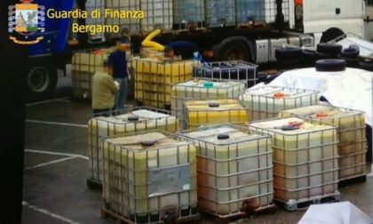 Oltre 3mila tonnellate di benzina contrabbandata: sgominata banda, 10 gli arresti