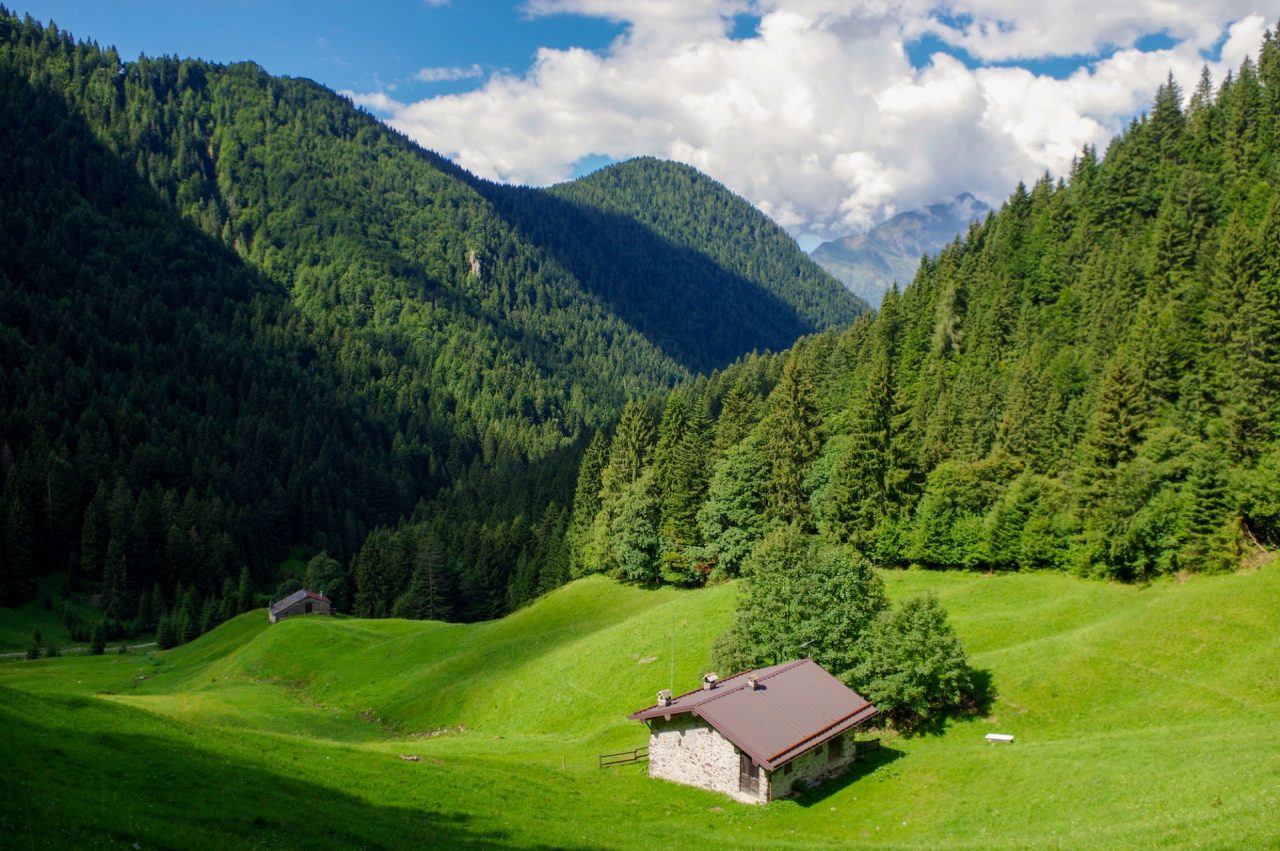 Alla scoperta della Val Sedornia, un vero angolo di paradiso antico, unico e suggestivo