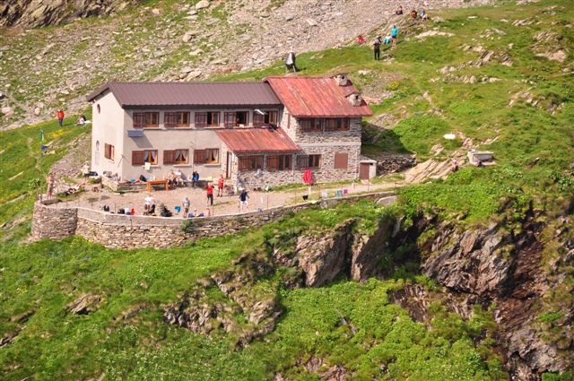 Rifugi alpini: chiuso il bando. In Bergamasca arrivano 250 mila euro