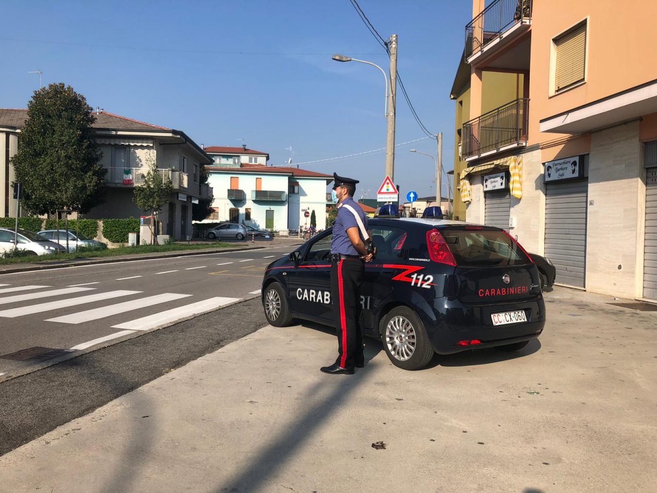 Si finge un turista ma è un ricercato con diverse identità: in carcere 41enne marocchino