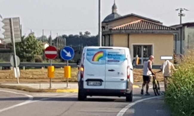 In mutande sulla Provinciale, soccorso in stato confusionale