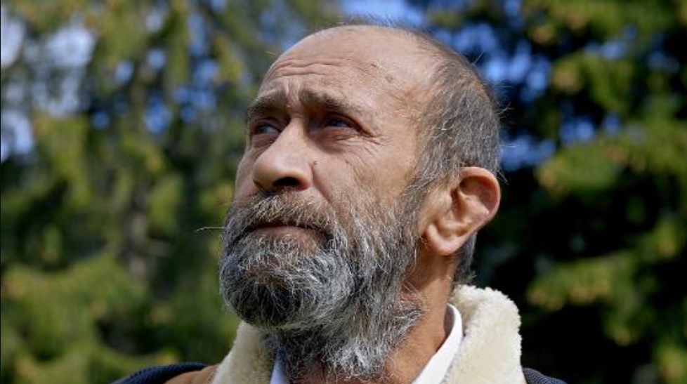 Aiutiamo Benedetto a costruirsi una nuova vita grazie a un bar a Castione della Presolana