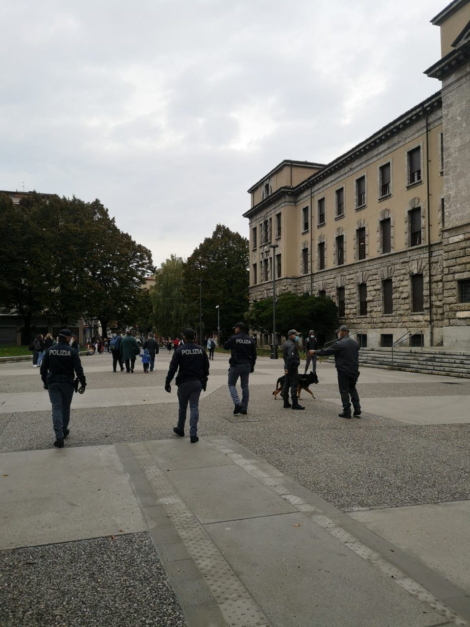 Controlli della Polizia: rapine e furti in aumento tra i giovani, ma calano i reati denunciati