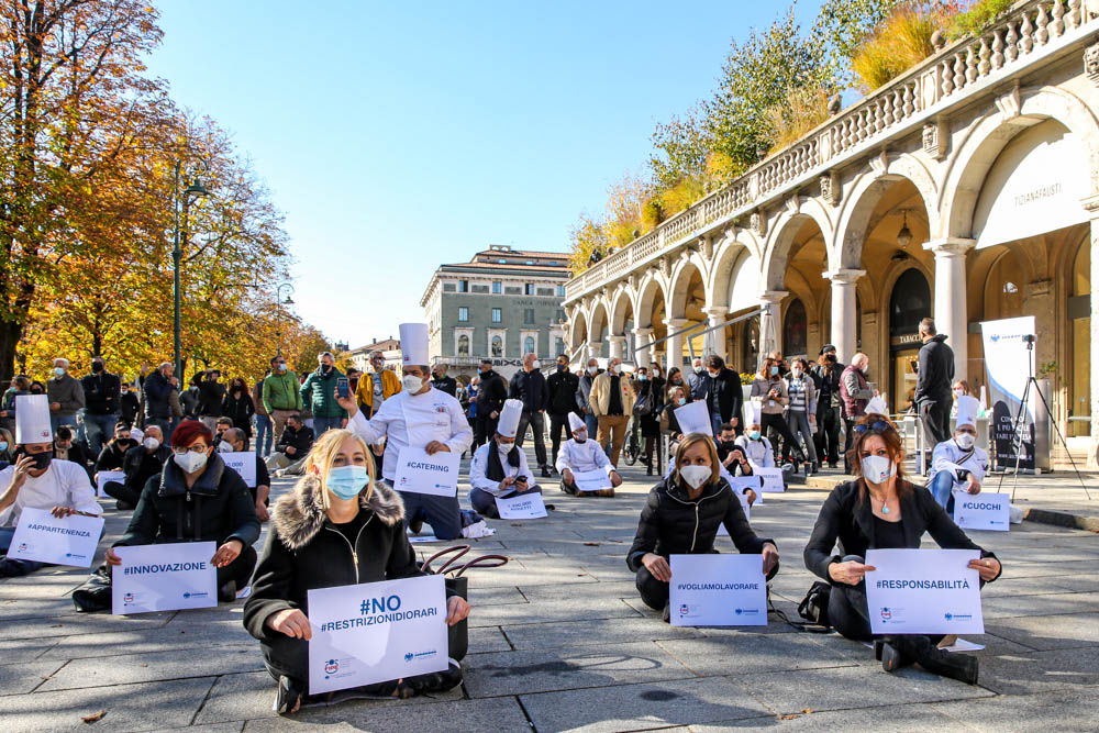 bergamo-protesta-ristoratori-foto-devid-rotasperti (1)