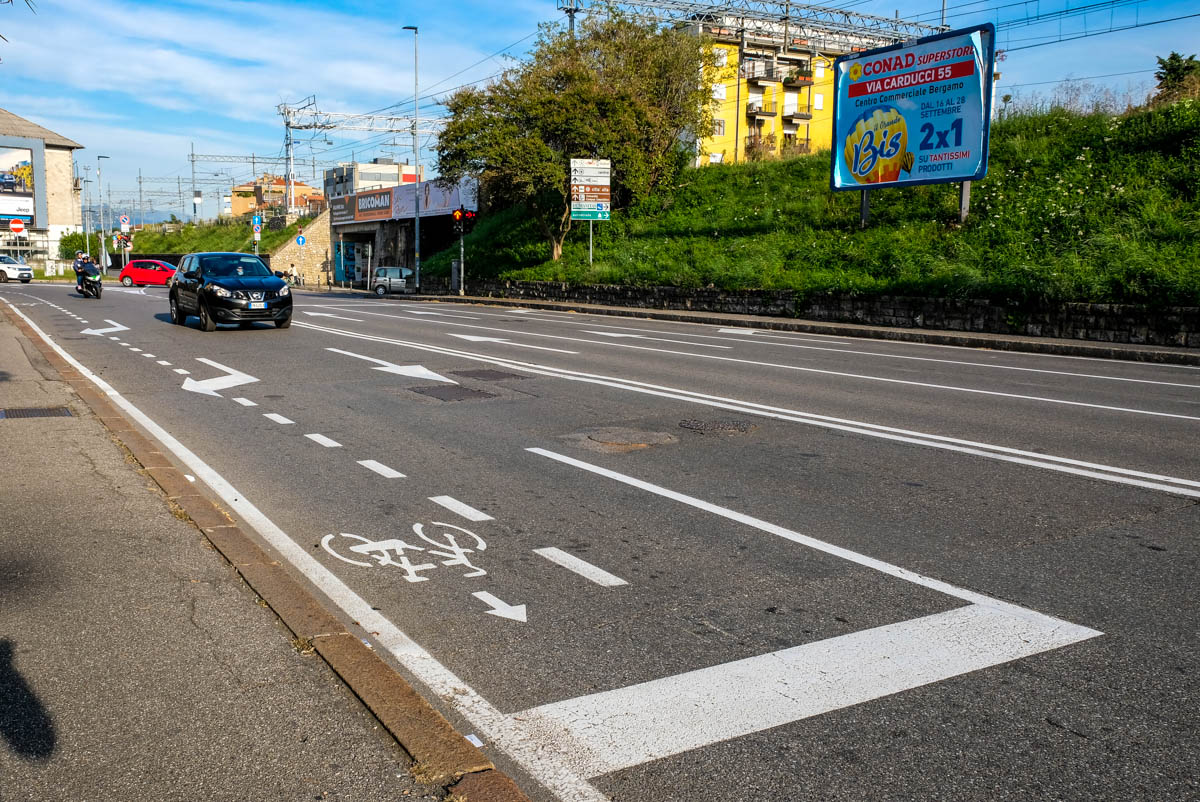 bergamo-strisce-ciclabili-foto-devid-rotasperti (1)