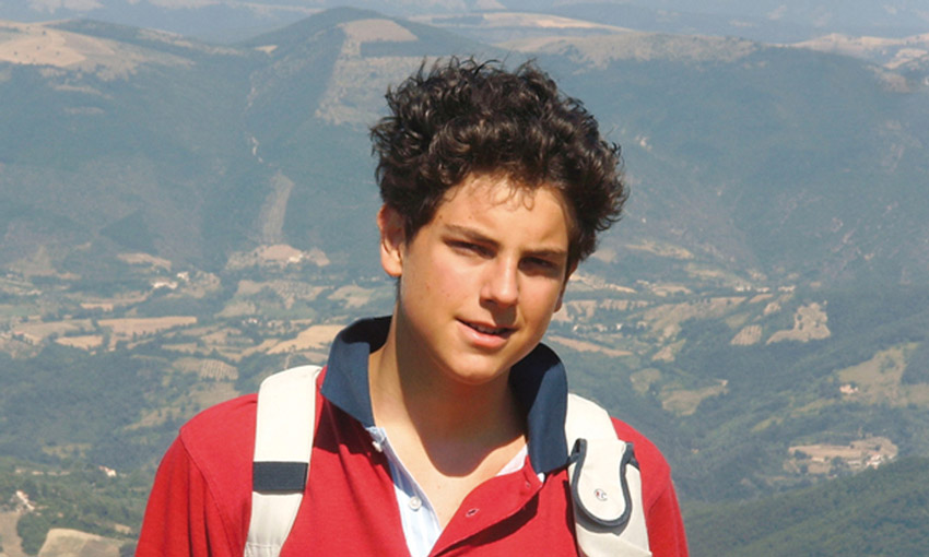 Storia di Carlo Acutis, primo beato “Millennials” che tanti vorrebbero patrono del web
