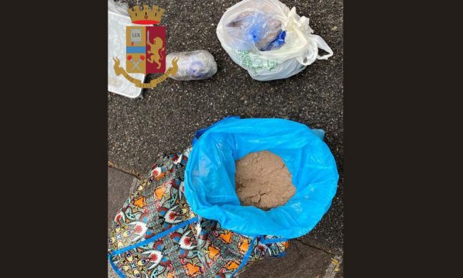 Finisce ai domiciliari e in casa gli trovano 6,5 chili di eroina