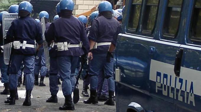 Manifestazione non organizzata a Bergamo, sale l’allerta in questura