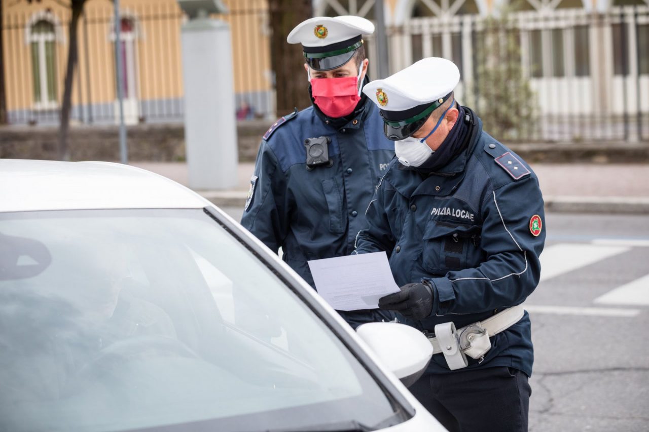 No agli spostamenti a Natale, Regione insiste: «Decisione iniqua e priva di buon senso»