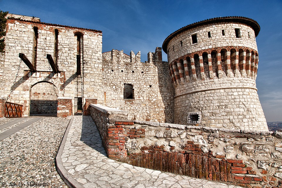Castello di Brescia 1 (C) FAI