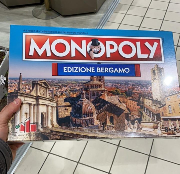 Il Monopoly edizione Bergamo sugli scaffali di tutta la provincia