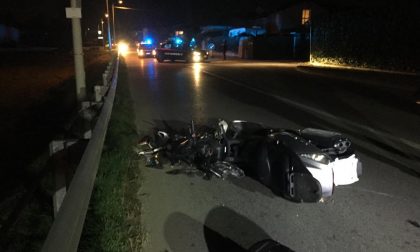 Schianto a Fara: motociclista cade e muore a pochi metri da casa