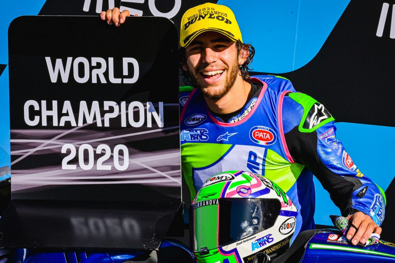 Campioni del mondo! Bastianini trionfa in Moto2 e porta l’Italtrans più in alto di tutti