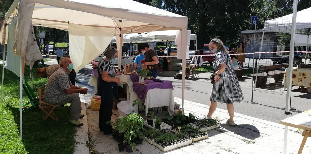 Al mercato di Monterosso arriva la “Spesa SOSpesa”, per aiutare le famiglie del quartiere