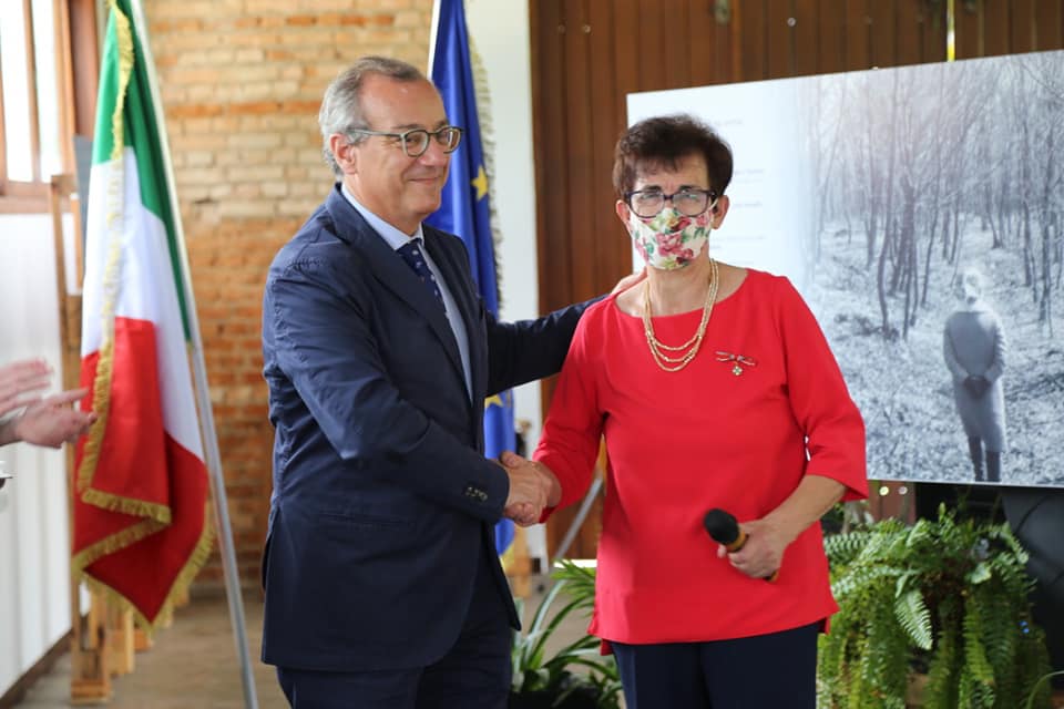 Mattarella premia Adriana Valle da Zambla, che in Brasile ha riscattato un intero quartiere
