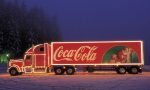 Il video del passaggio del camion della Coca Cola (sì, quello dello spot) per Bergamo