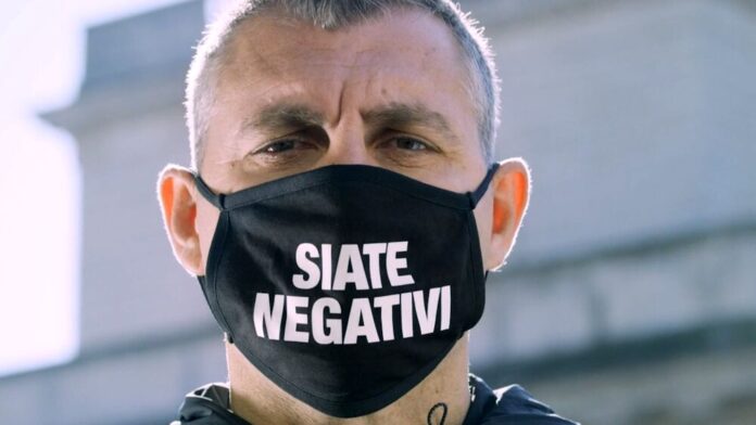 Dopo Ibra, Bobo Vieri: è il volto dello spot per un Capodanno “anti-Covid” di Regione