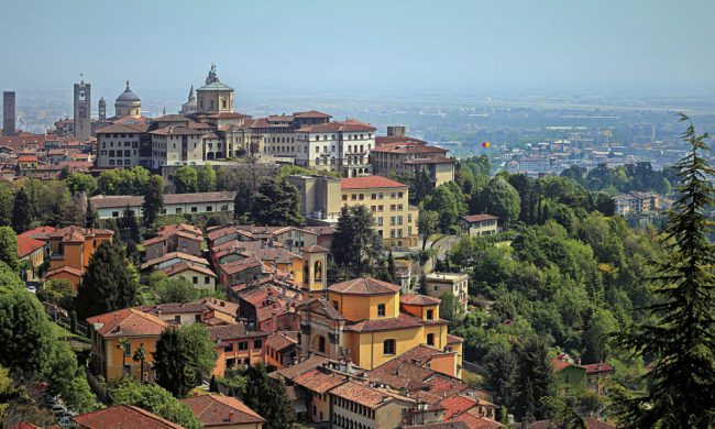 Bergamo sfida Genova: un’azienda di marmellate mette in palio un restauro per la città che prende più voti