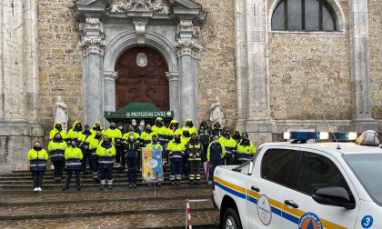 Val Gandino, benedetto dalla pioggia il nuovo mezzo operativo della Protezione Civile