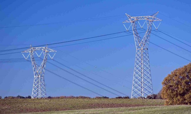 Nuovo elettrodotto, c’è l’ok per la linea che attraverserà la Bassa